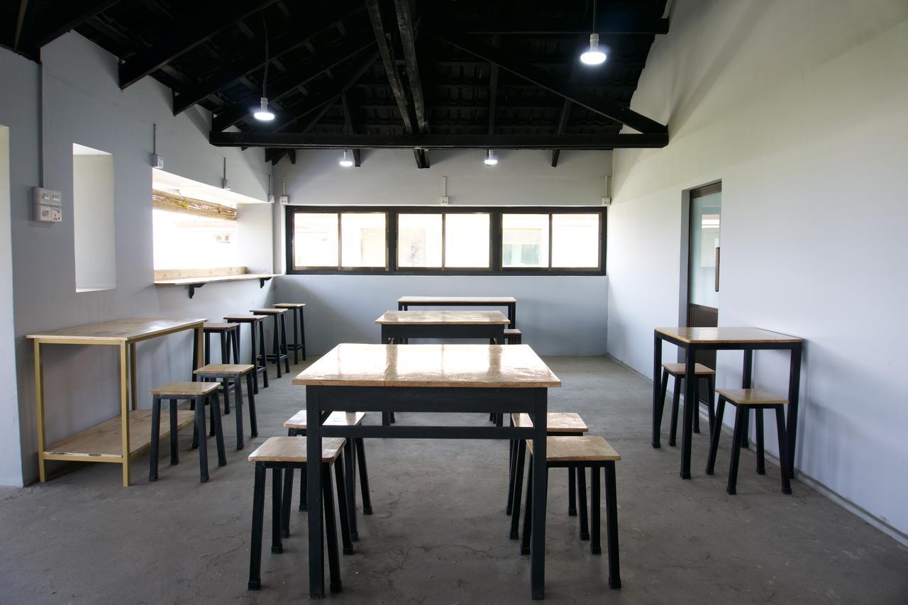 Celia Hostel Mandalay Exterior photo