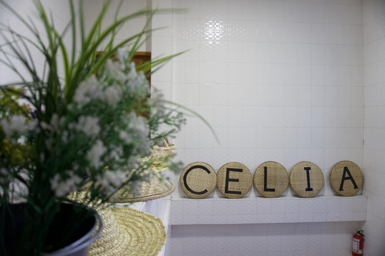 Celia Hostel Mandalay Exterior photo