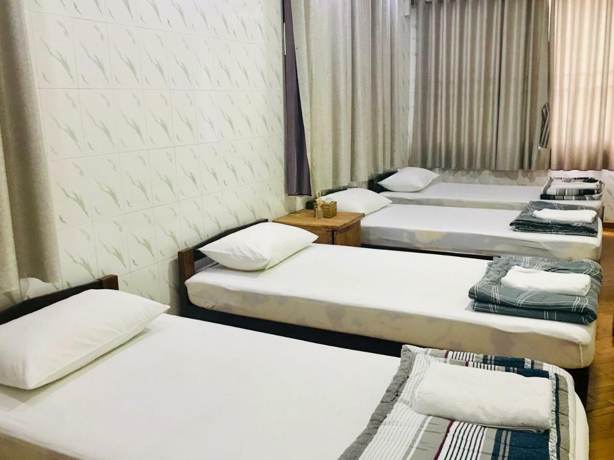 Celia Hostel Mandalay Exterior photo